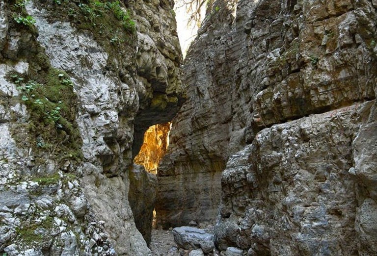 Imbros_Gorge_1.jpg
