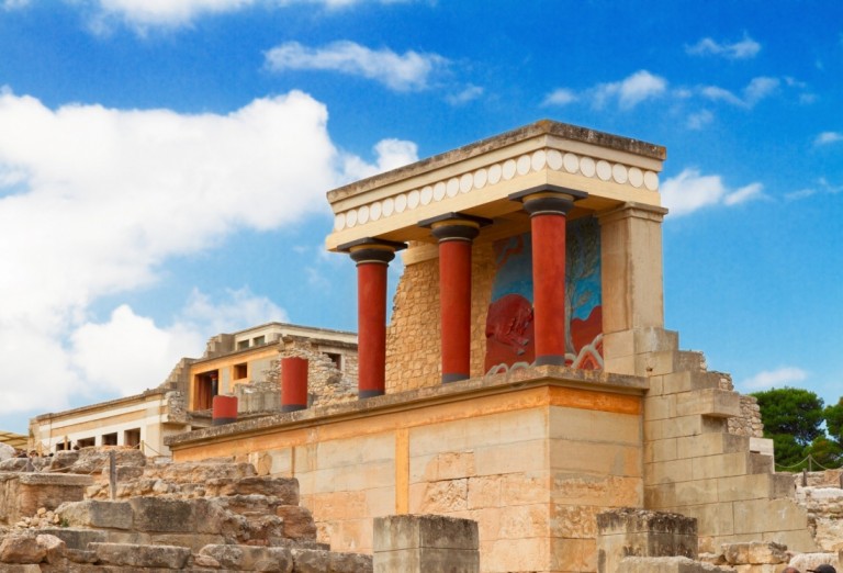 assets/images/b/cozytaxi-knossos-crete-367676fb.jpg